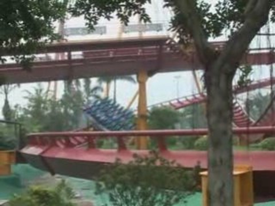 Dive Coaster