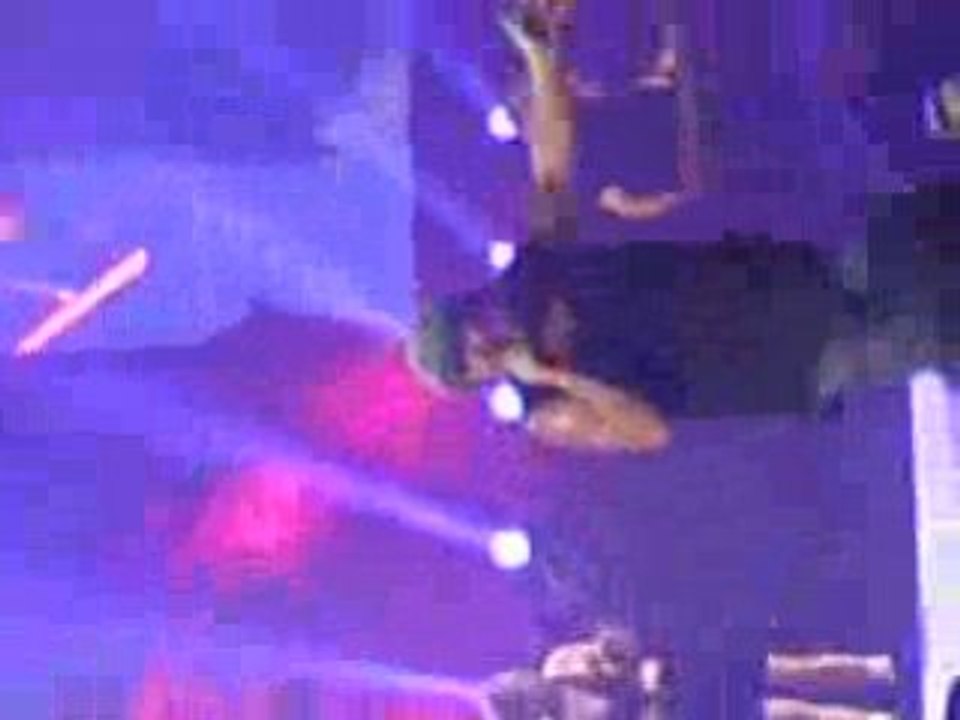 AC/DC - Hells Bells, Paris Bercy 2009