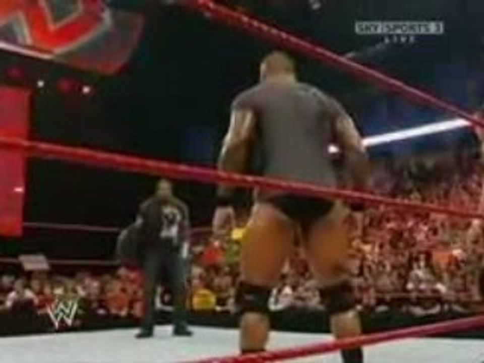 WWE Raw 23/02/09 - HHH Chases Randy Orton Backstage