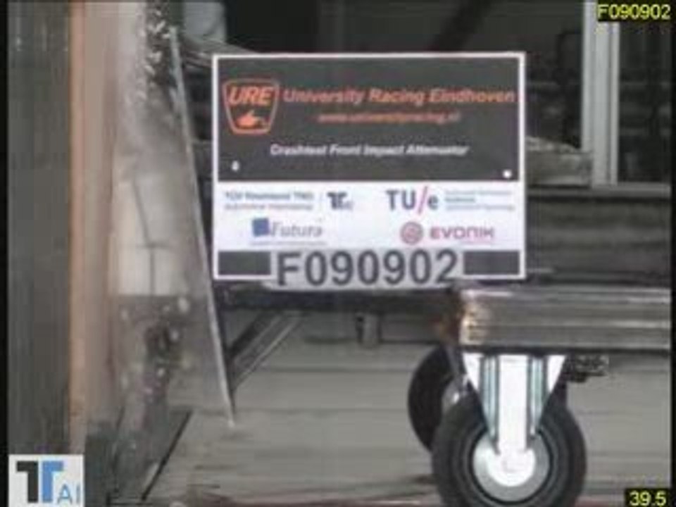 Crash foam impact attenuator URE05 (sideview)