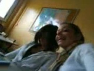 En cours .. (Laura qui filme)