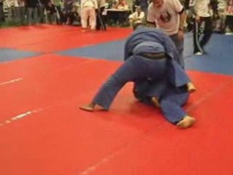 Blue Belt beats Purple Belt
