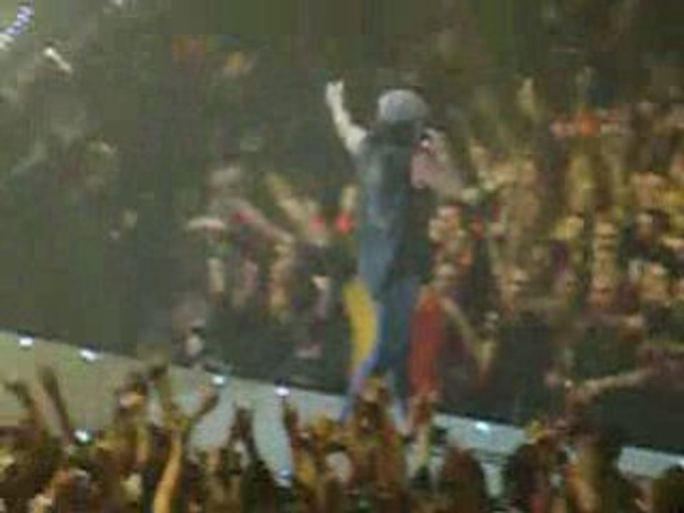 AC/DC bercy 25/02/09 intro+ Rock'N Roll Train