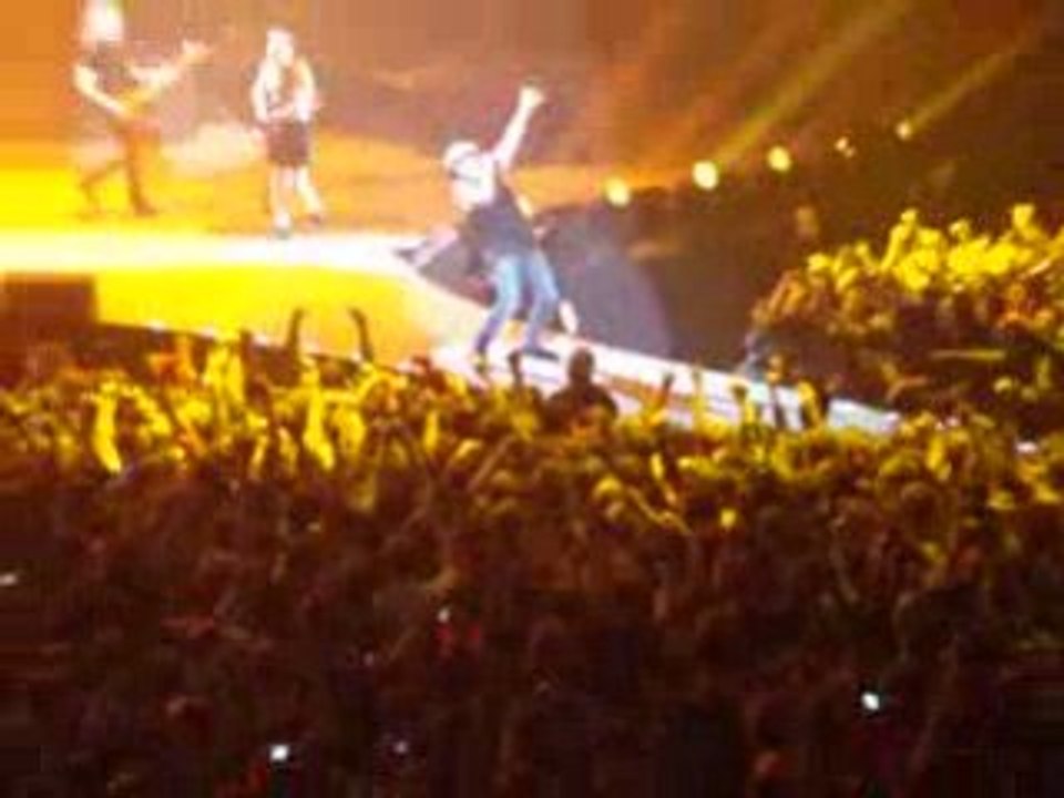 ACDC - Highway to hell (Live Paris Bercy, France, 25-02-2009