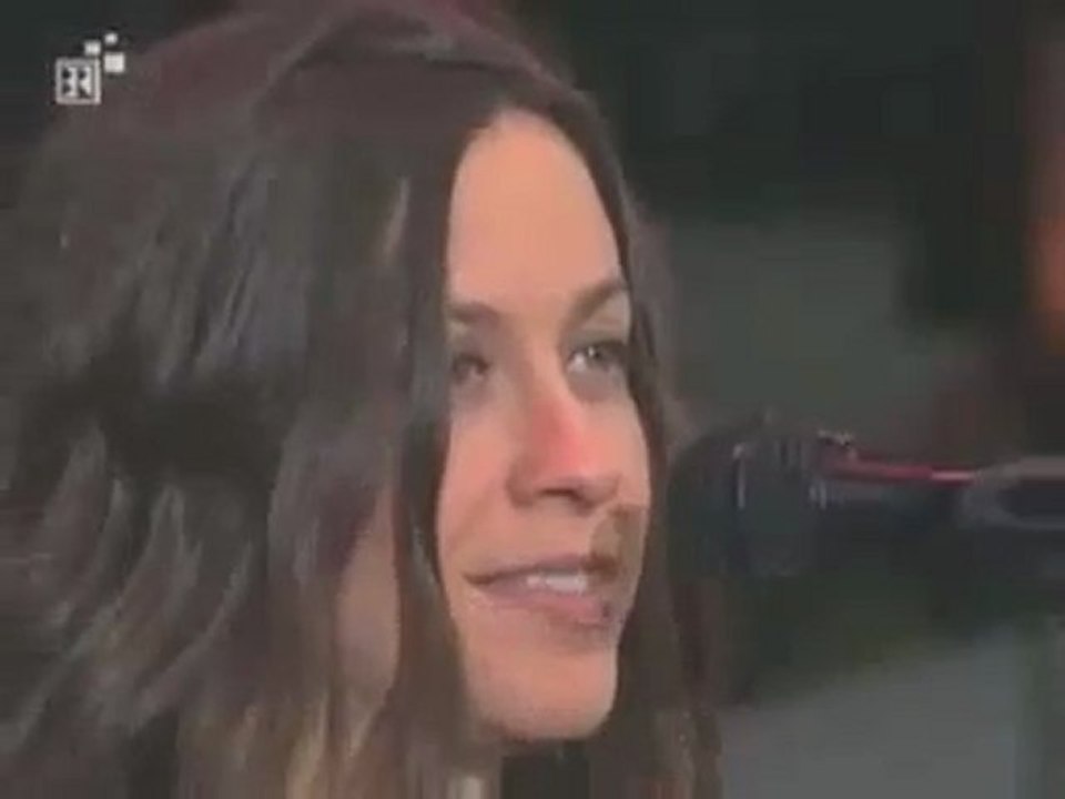 ALANIS MORISSETTE - THANK U (Live  Rock Im Park 2001)