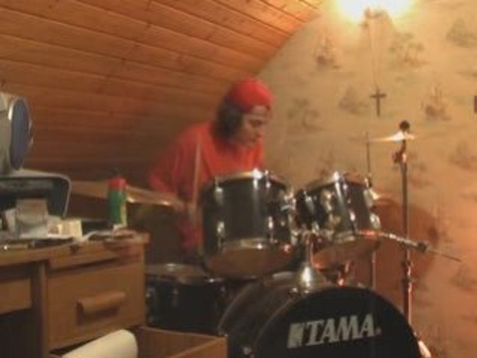 The White Stripes - Seven Nation Army Drums Cover