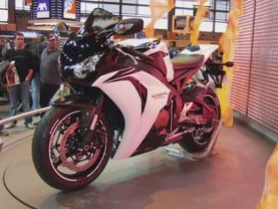 SALON DE LA MOTO 2007