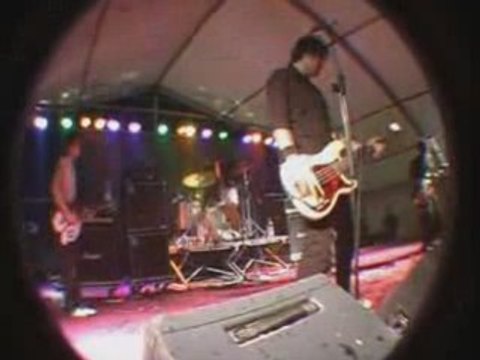 PRETTY GIRLS MAKE GRAVES @ SANT FELIU FEST 2003