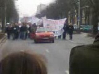 Manif reims 26/02/09 arrivée des troupes