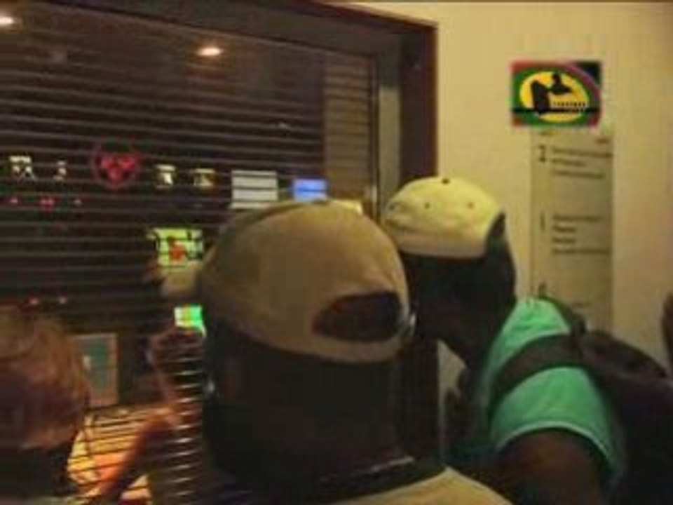 LE LKP SOUTIEN LES GRÈVISTES DE RFO