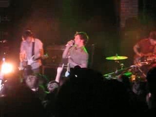 Friendly fires en concert : jumpinthepool