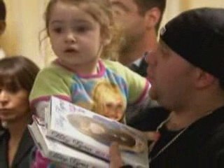 Miley Cyrus autobiography signing