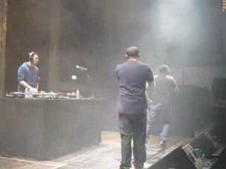 Zoxea et BustaFlex - Ruée vers le Roro - HipHop4ever