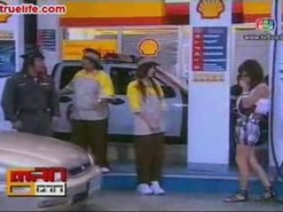 ตลก 6 ฉาก   ปีใหม่-สุมนต์รัตน์ วัฒนาเศลารัตต์ -  3 - 3 ^^