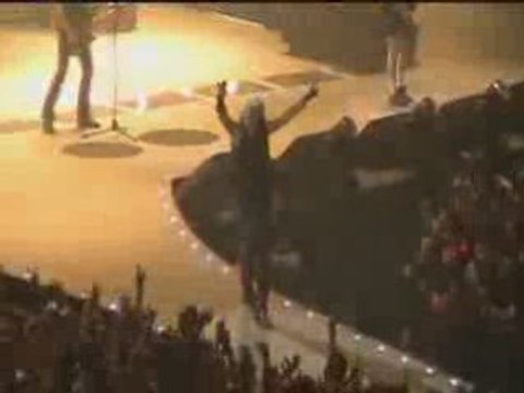 AC DC - Live Bercy 2009 ( Intro + Rock'N Roll Train) My Best