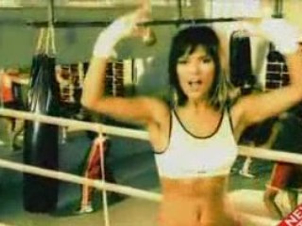 Demet Akalin - Gazete_saf1