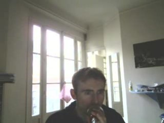 Wiwi égratigne "Glory days"