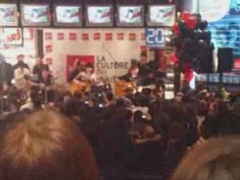 Superbus 13.02.09 (Showcase) - Addictions [2/2]