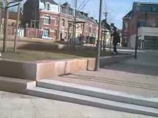 Clément - Wheeling flip out a Amiens City