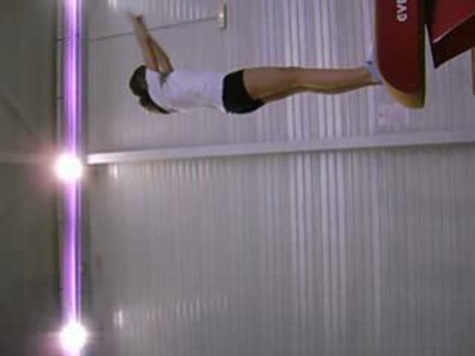 CLIP1605