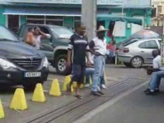 1er episode sainte marie