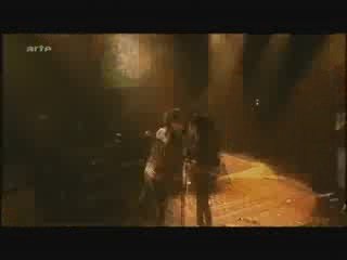 The Kills plays Kissy Kissy & Tape Song & Interview