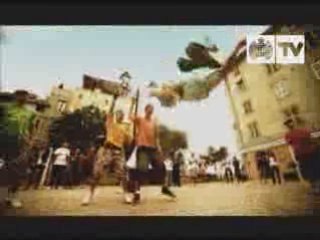 Yves Larock - Rise up (video)
