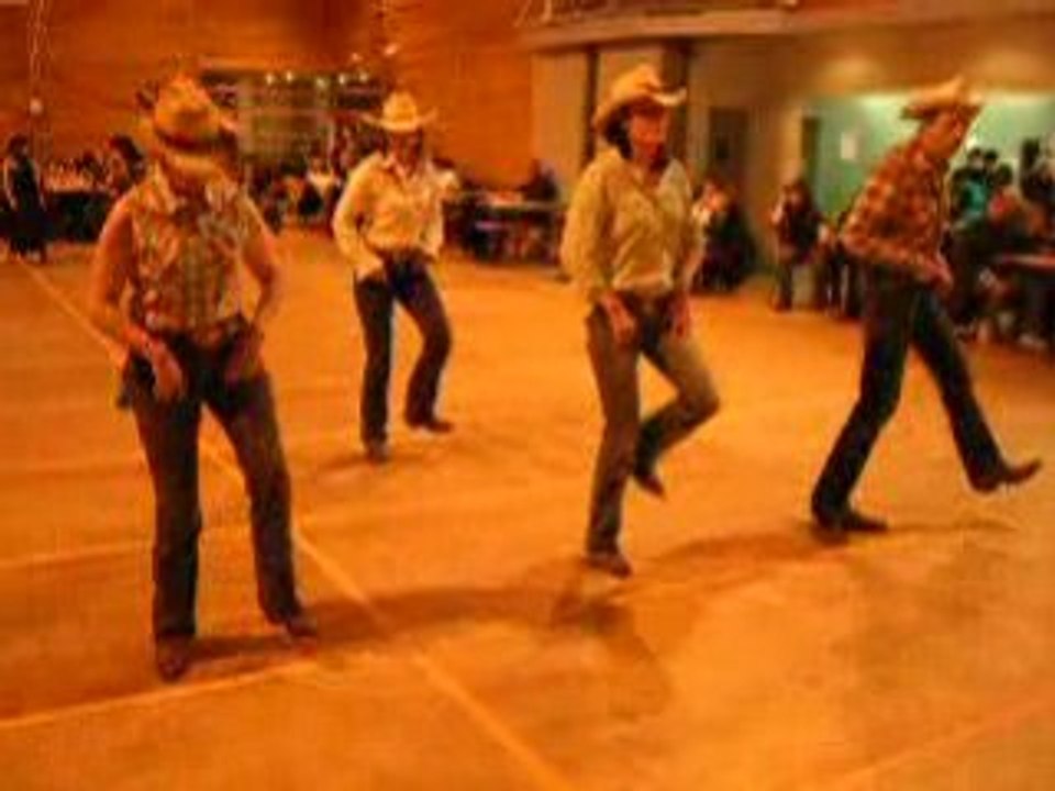 CRAZY DANCERS OF COUNTRY MUSIC - Mr. Policeman