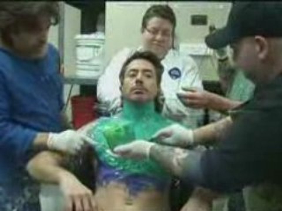 Iron Man - Making Of Iron Man - Robert Downey Jr. Gets Paint