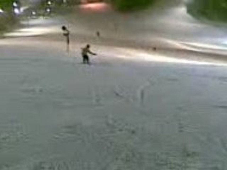 Video002