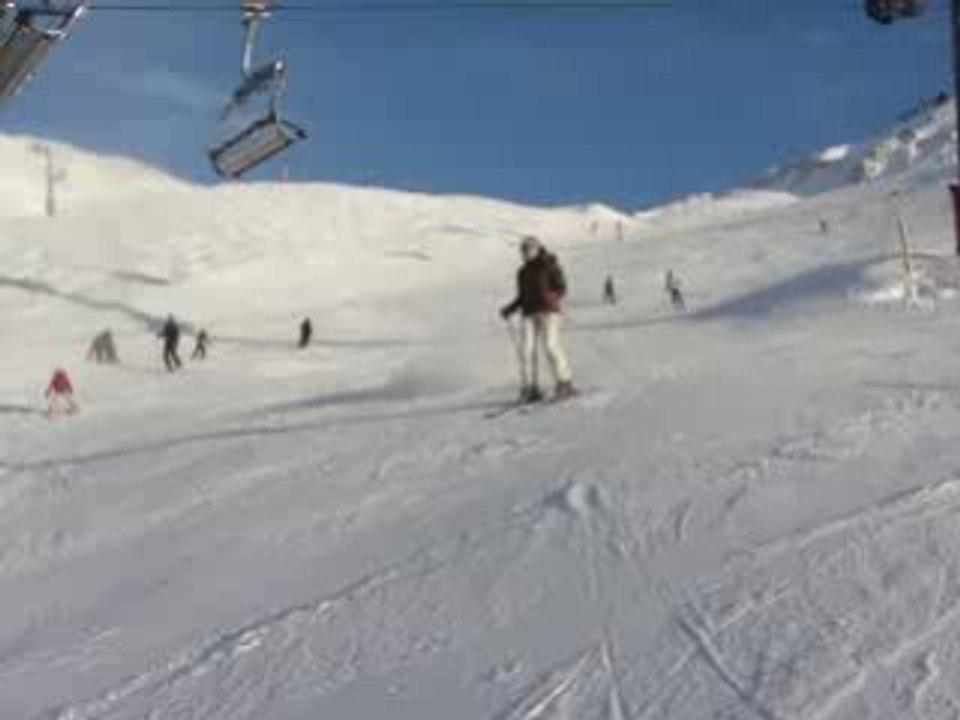MOV02917