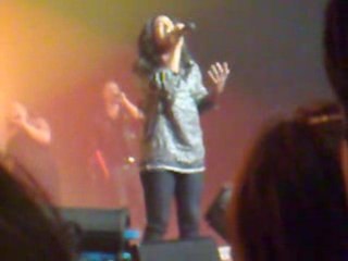 Chanson pour papa Amel bent  live
