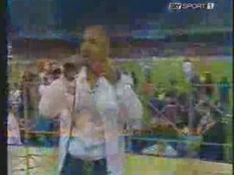 Gigi Finizio Musa live San Paolo(gPGcphGu8ho)