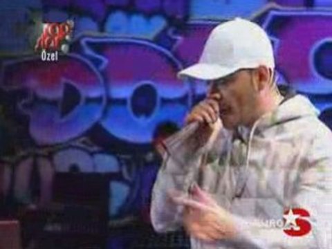 Killa Hakan feat. Ceza- Bir Ara Bir Daha Sor