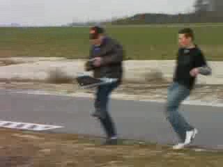 Atterrissage mouvementé d'Eric C