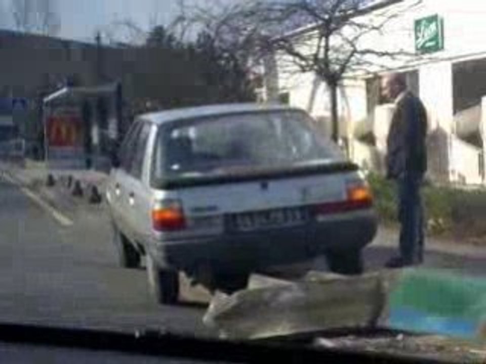 INSOLITE MEUF BOURRE 59