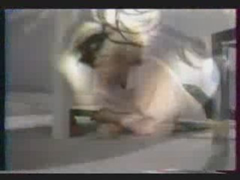 Pub aspirateur Hoover