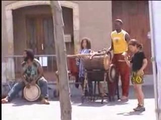 Fleurance percus dans la rue