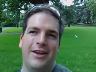 Book Review: Here Comes Everybody by Clay Shirky - iJumpTV #51