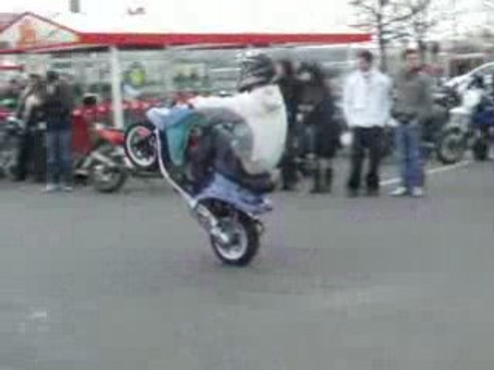 wilback en verticale qui dessend du nitro lol