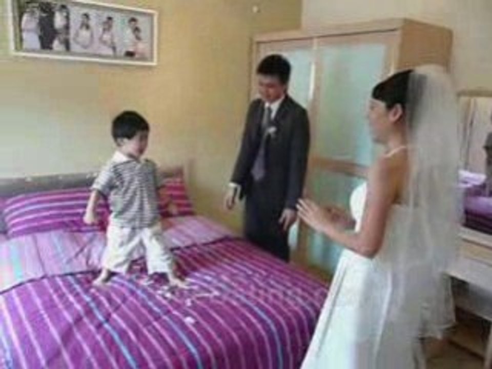 #1 Online Dating Sites :: Ultraman Jumping on my Wedding ...
