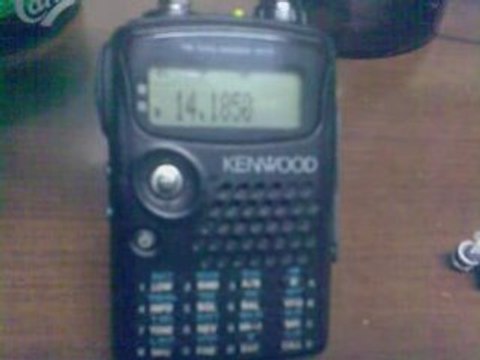 Demostracion Kenwood TH-F7
