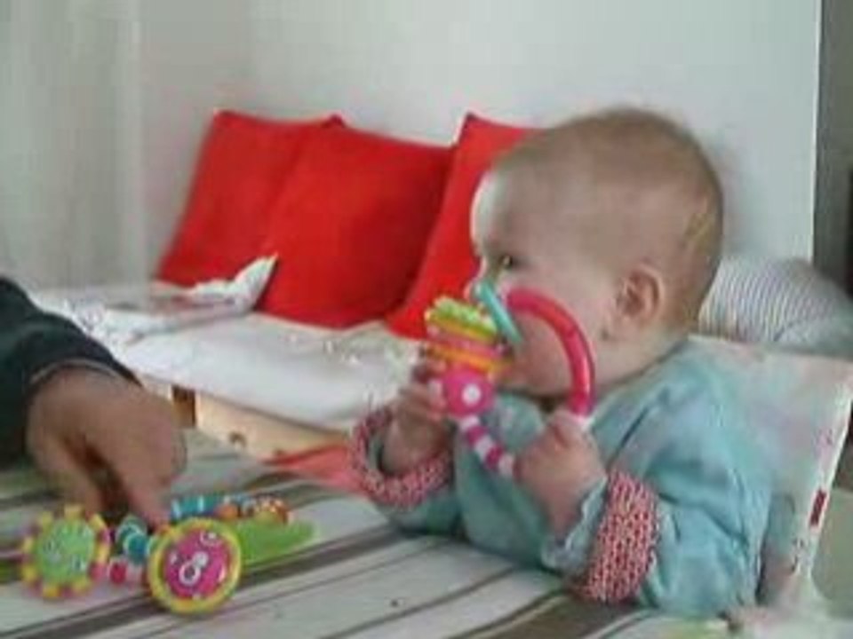 Petite louise fait son cirque