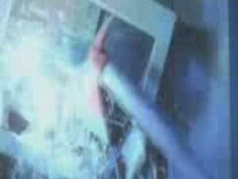 Обитель зла-клип.avi.AVI