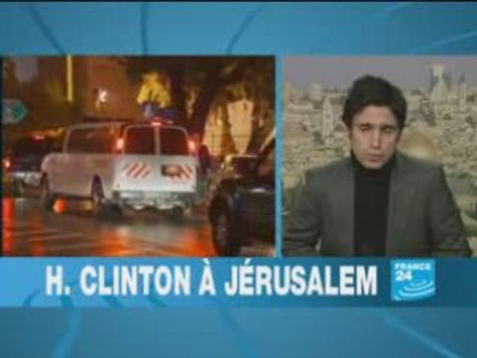 Clinton promet une diplomatie agressive