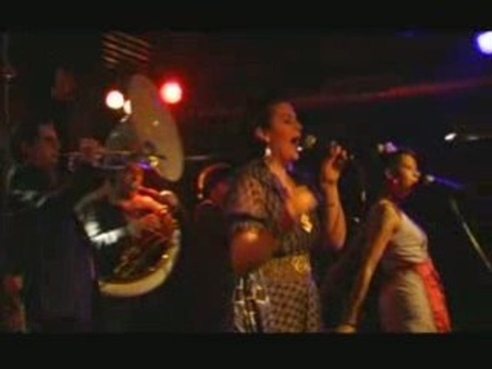 Miss Platnum "Sexy Back" @ Les Nuits Zébrées de Nova