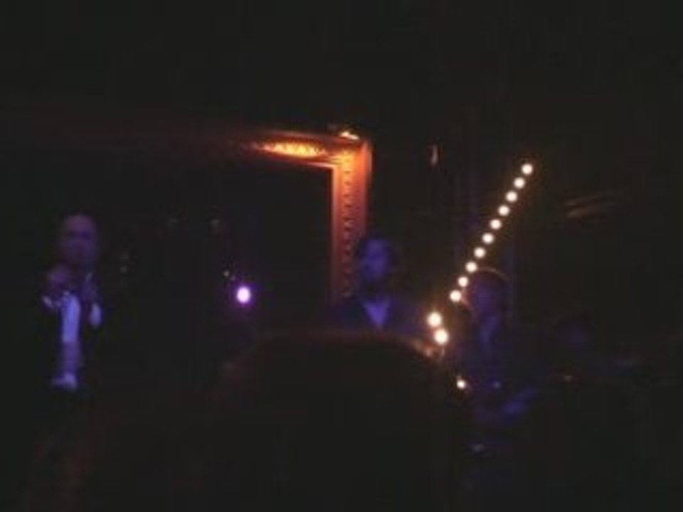 Coming Home - Paris - Flêche d'or