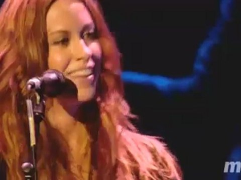 ALANIS MORISSETTE - HEAD OVER FEET (live England 2008)