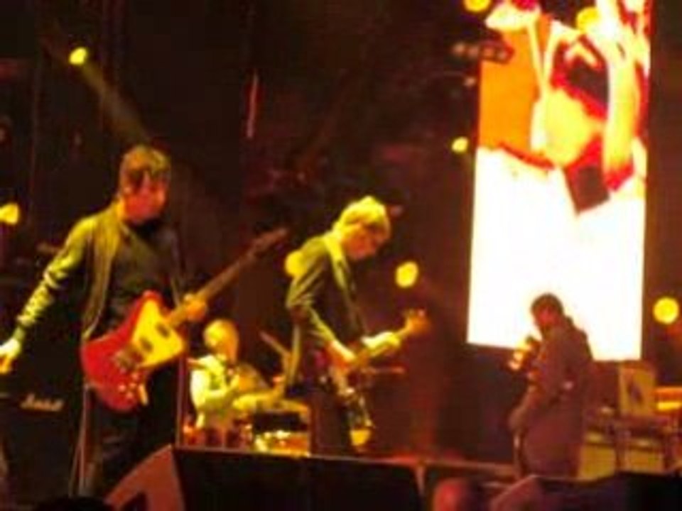 OASIS 'What's The Story Morning Glory' @Bercy, Paris on march 3, 2009