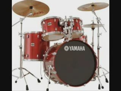 K-méléon (batteur) compo sur du Tryo